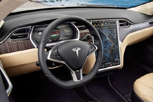 테슬라 모델S의 내부 모습.